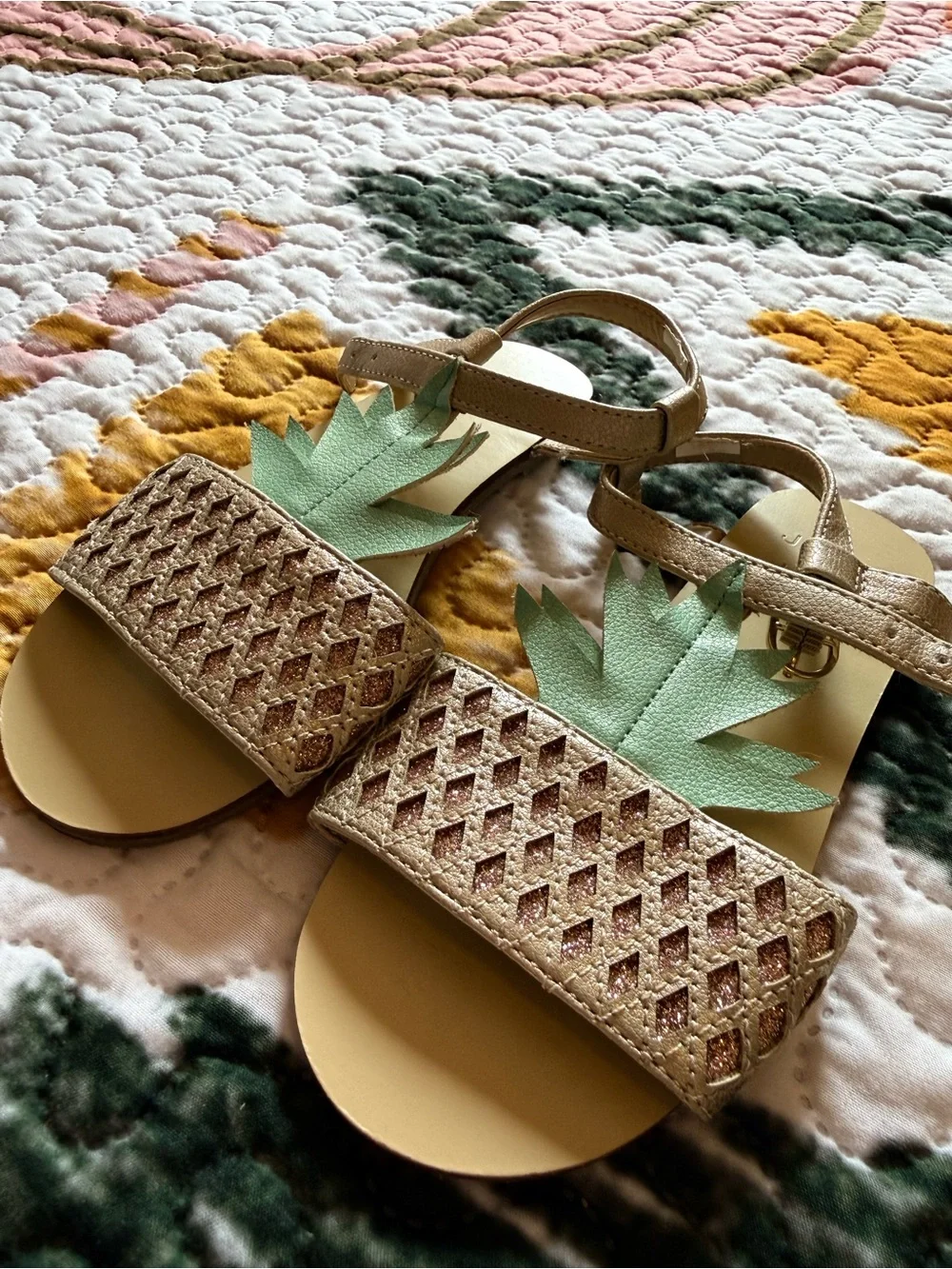 Janie & Jack Girls Gold Pineapple Sandals 10C